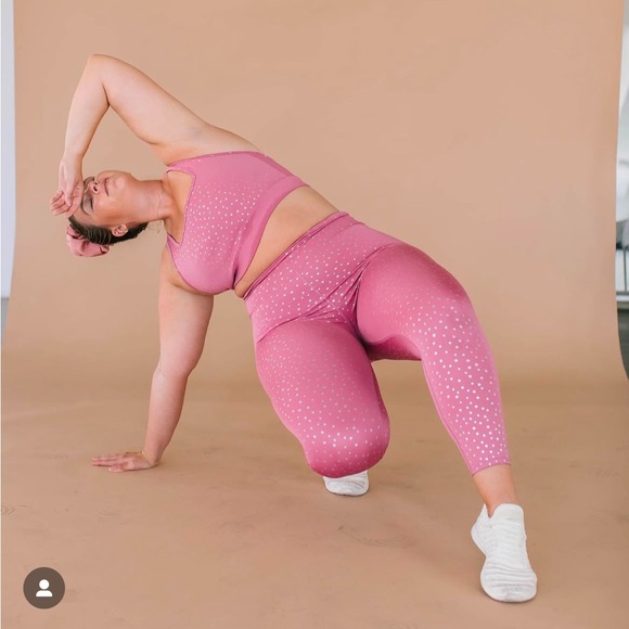 WVVY Britney Vest @fittybritttty Pink Starry Leggings & Sports Bra Set Size 2X - Picture 3 of 13